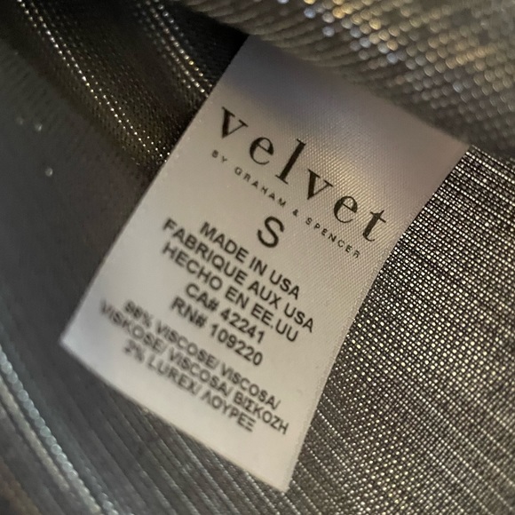 NEW VELVET by Graham & Spencer Shimmer Metallic Blouse/Top Size Small - Picture 7 of 14